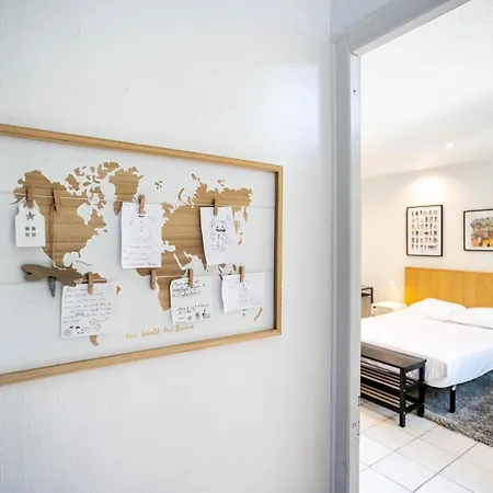 Les Jardiniers Апартаменты