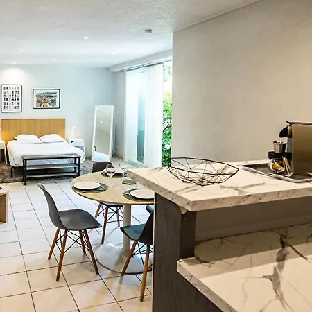 Les Jardiniers Страсбург